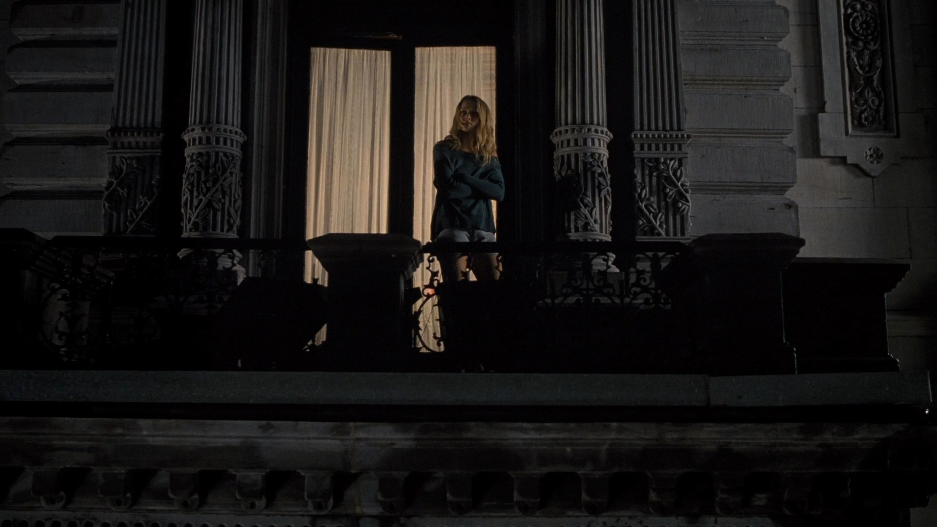 adoringteresap_warmbodies_caps_0332.jpg adoringteresap_warmbodies_caps_0332.jpg