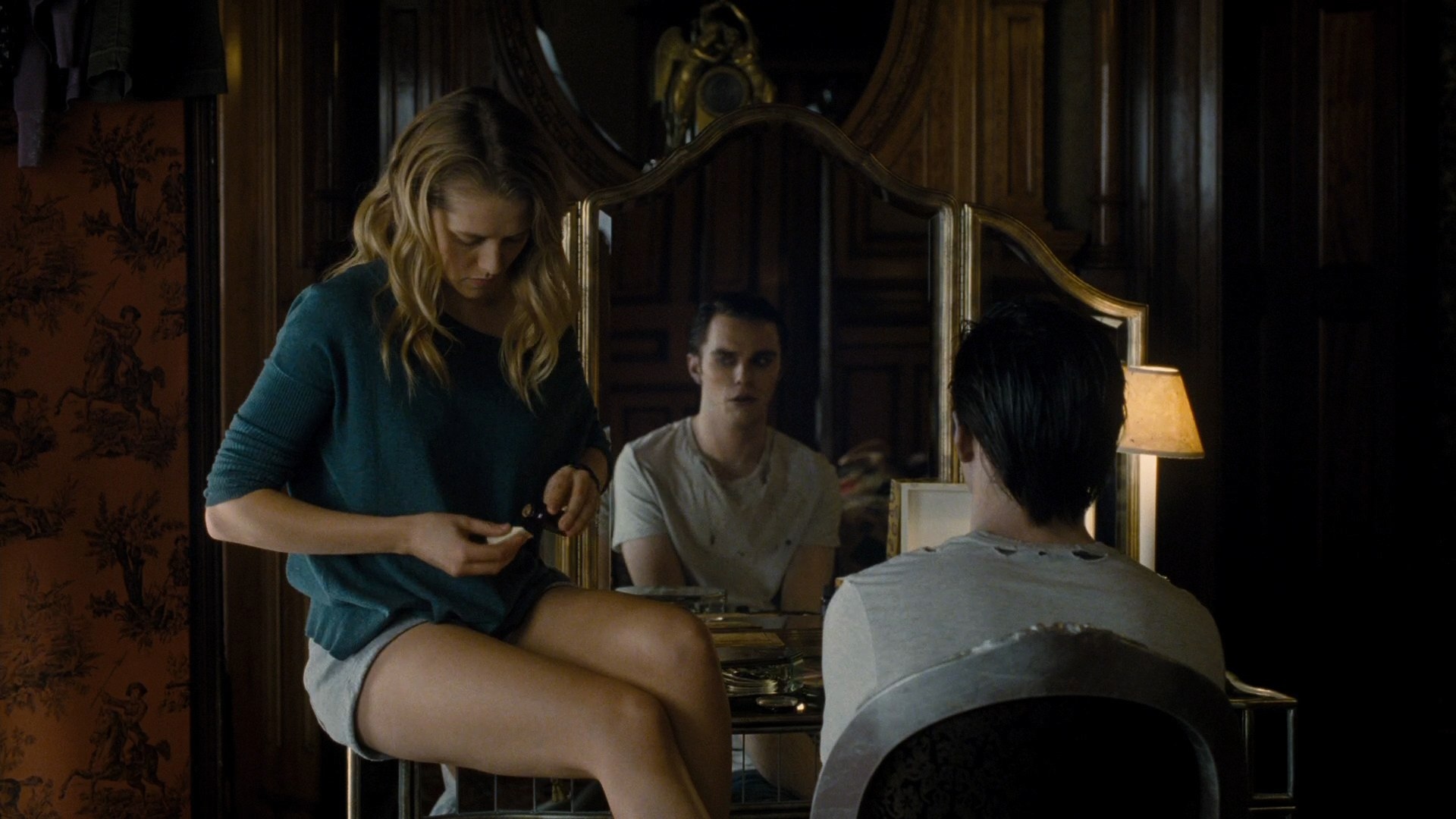 adoringteresap_warmbodies_caps_0385.jpg adoringteresap_warmbodies_caps_0385.jpg