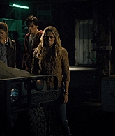 adoringteresap_warmbodies_caps_0426.jpg
