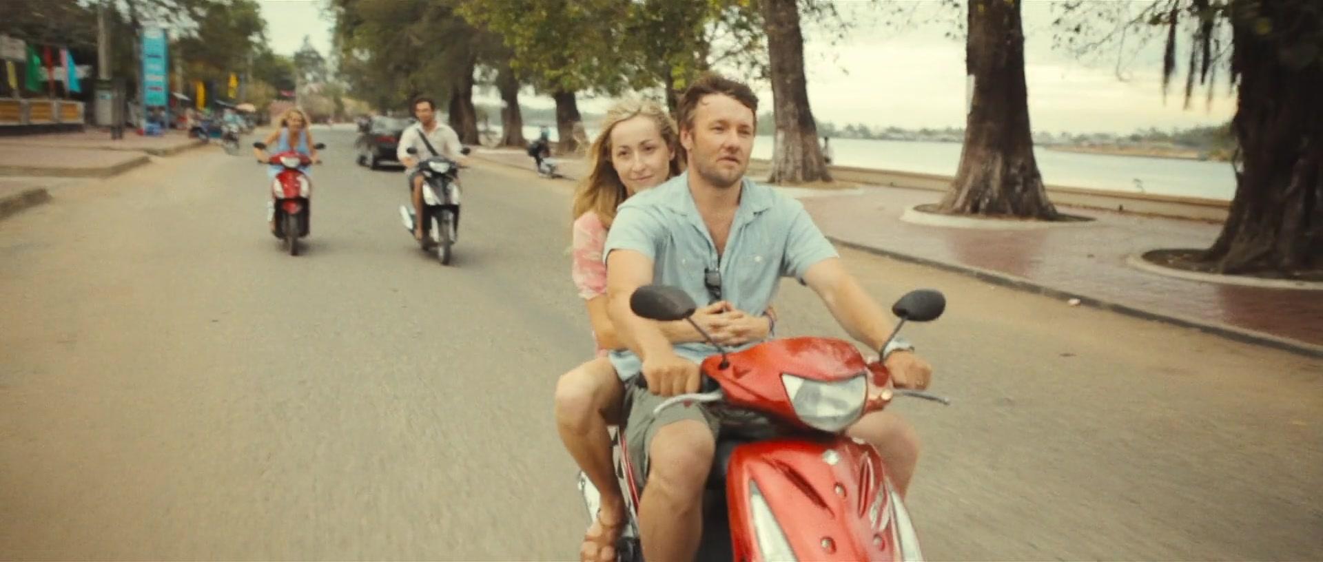Wish_You_Were_Here_2012_1080p_ATP_00618.jpg Wish_You_Were_Here_2012_1080p_ATP_00618.jpg