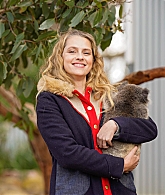 Filename=adoringteresap_kangarooisland_promo_002.jpg
Filesize=150KiB
Dimensions=1024x1365
Date added=Dec 22, 2025 adoringteresap_kangarooisland_promo_002.jpg