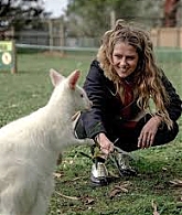 adoringteresap_kangarooisland_promo_005.jpg