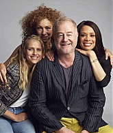 PizzaHutt_Portraits_Set004_ComicCon_2018_28929.jpg