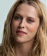 2012_esquire_000100.jpg