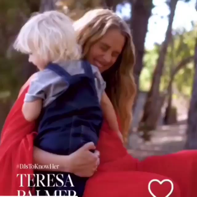 adoringterep_davidjonesmothersday_2019_video__000001.jpg adoringterep_davidjonesmothersday_2019_video__000001.jpg