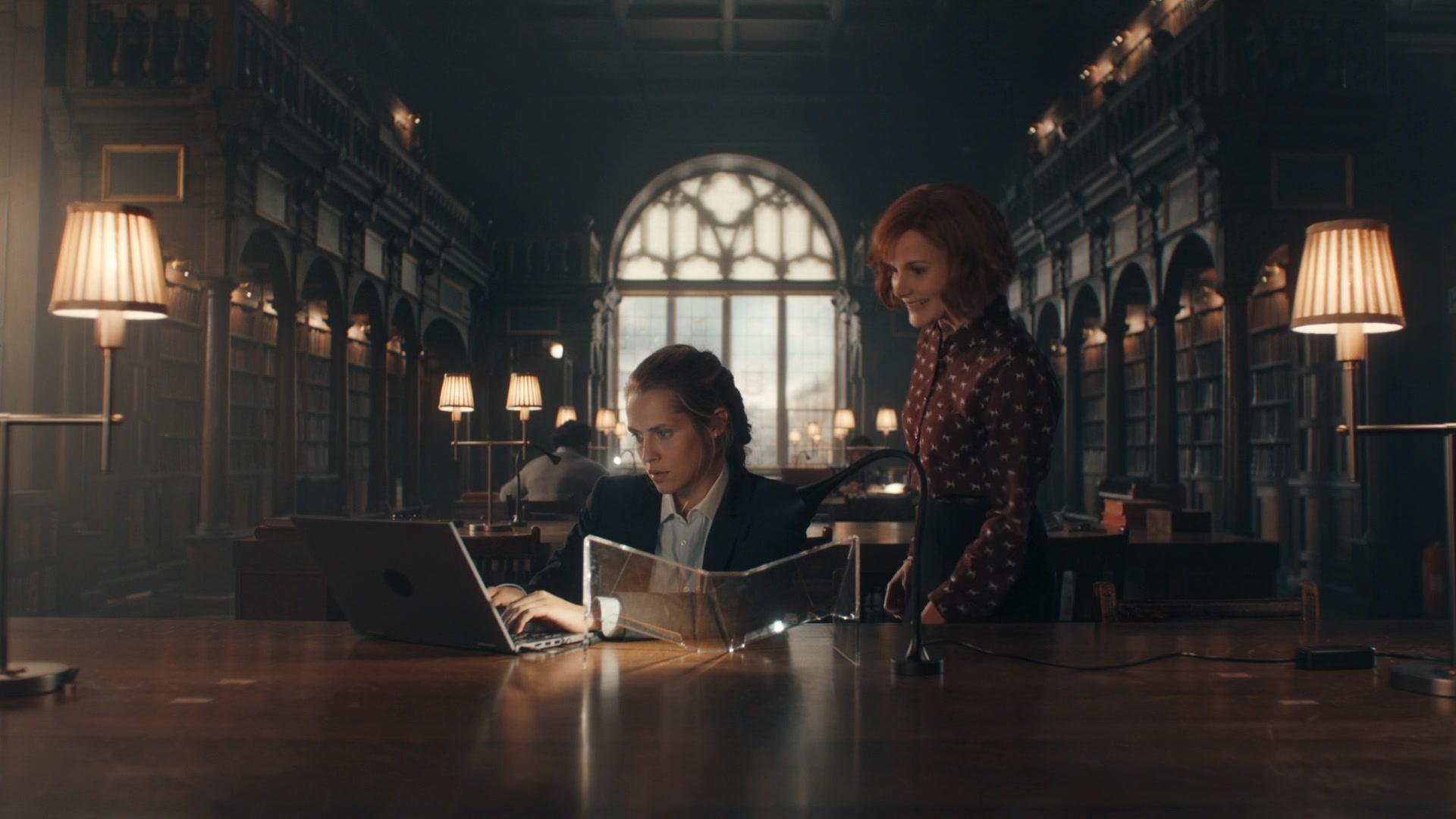 A_Discovery_of_Witches_S01E01_1080p_ATP_1221.jpg