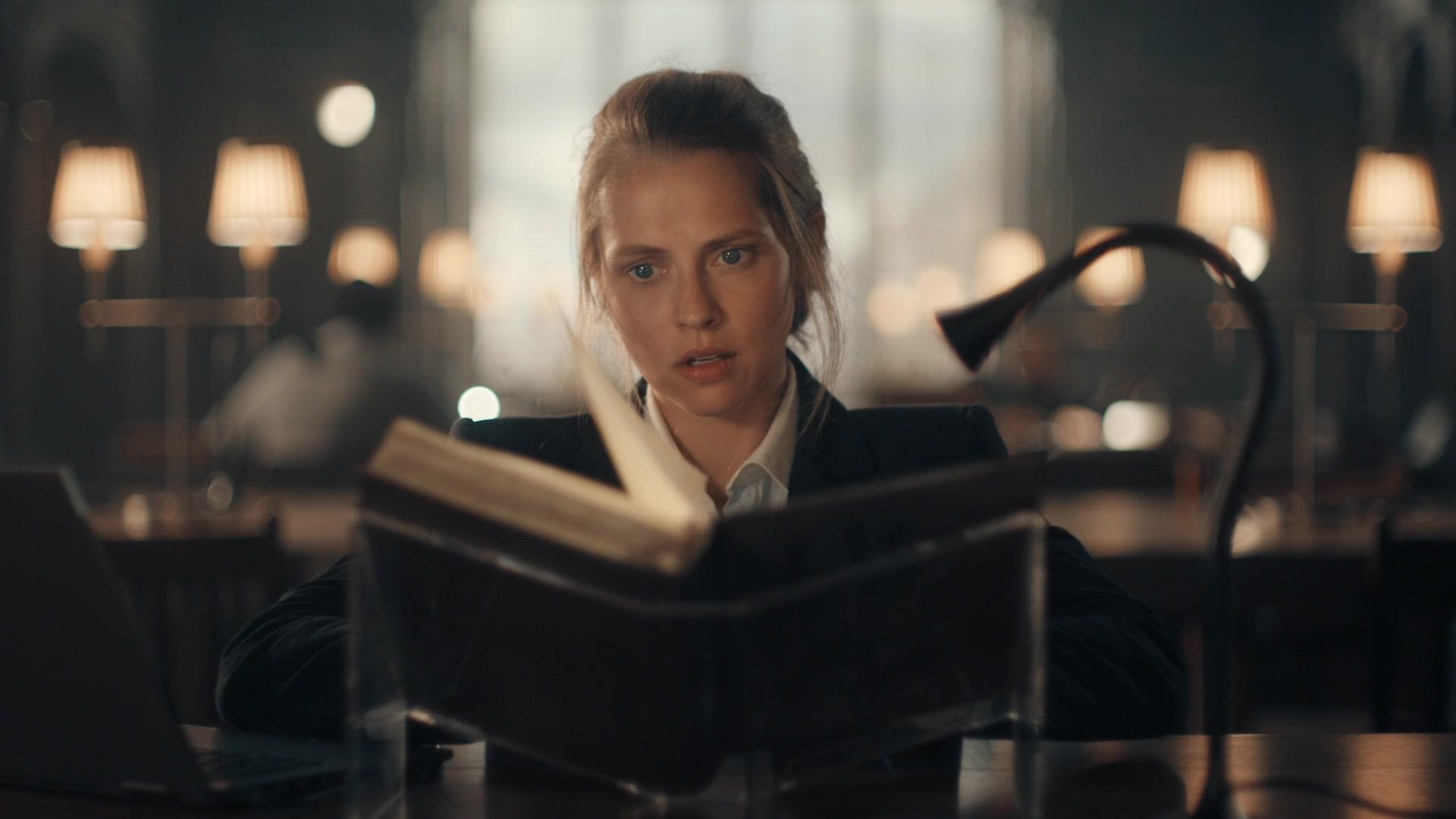 A_Discovery_of_Witches_S01E01_1080p_ATP_1389.jpg A_Discovery_of_Witches_S01E01_1080p_ATP_1389.jpg