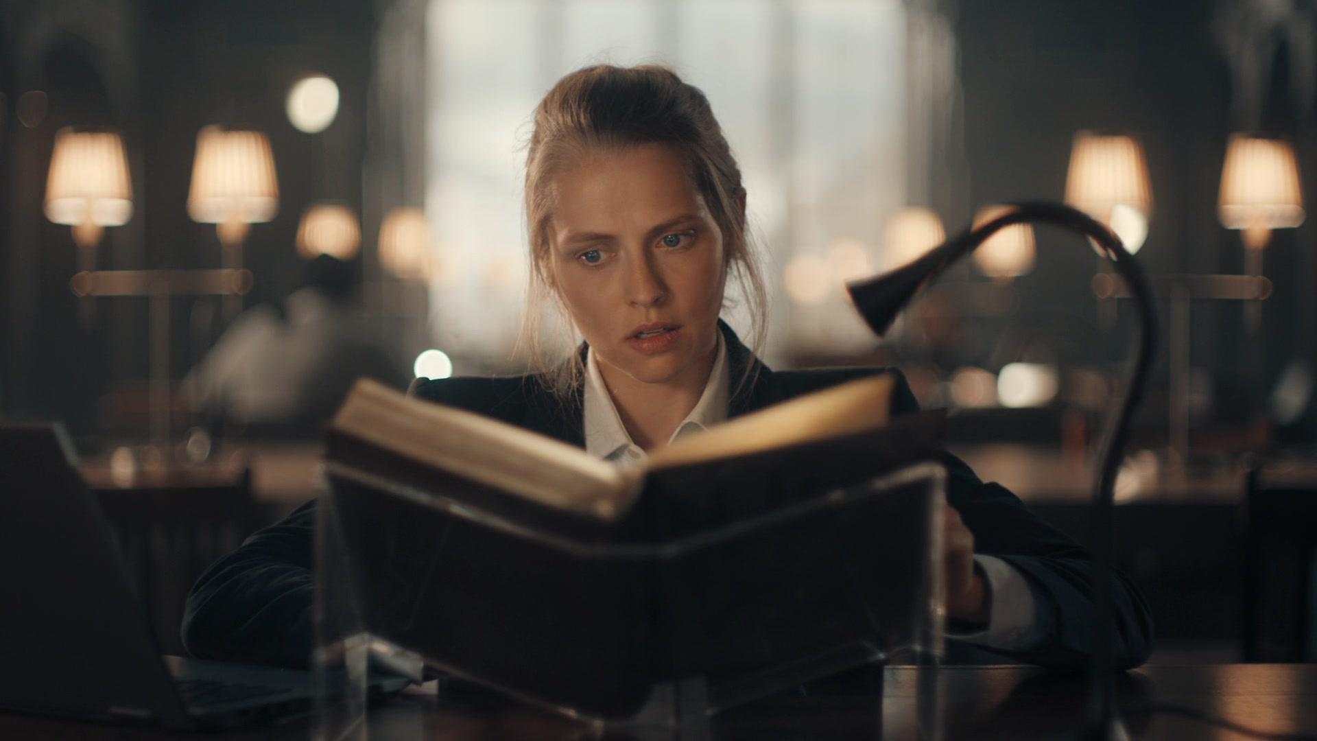 A_Discovery_of_Witches_S01E01_1080p_ATP_1393.jpg A_Discovery_of_Witches_S01E01_1080p_ATP_1393.jpg