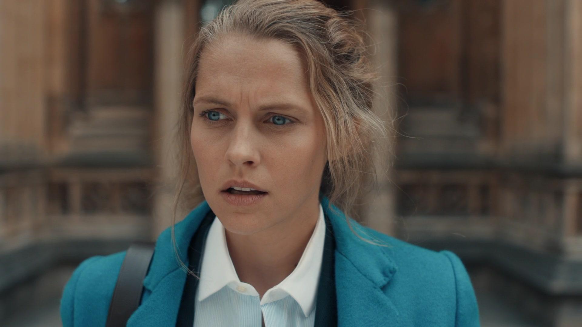 A_Discovery_of_Witches_S01E01_1080p_ATP_1872.jpg