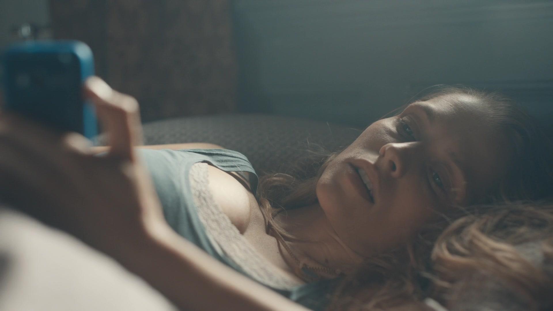 A_Discovery_of_Witches_S01E01_1080p_ATP_2582.jpg