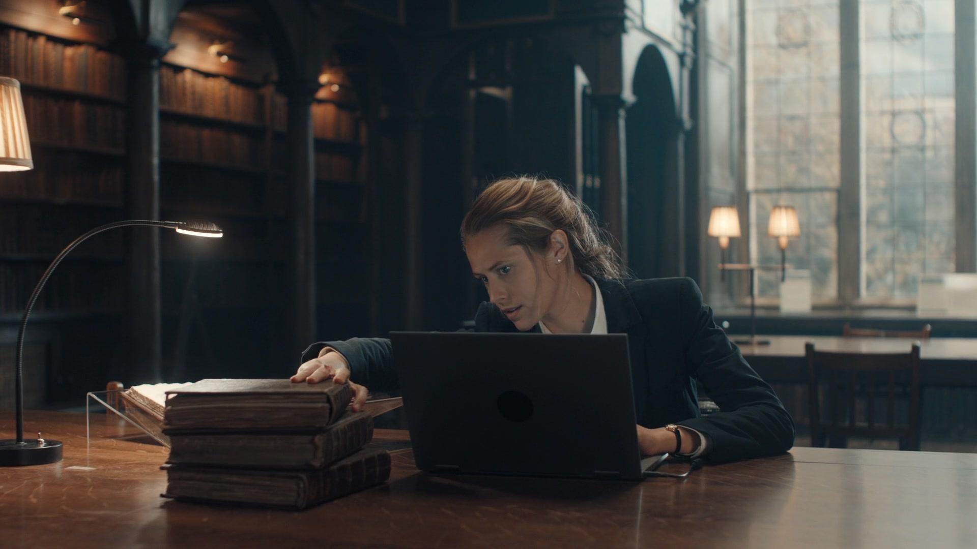 A_Discovery_of_Witches_S01E01_1080p_ATP_3527.jpg A_Discovery_of_Witches_S01E01_1080p_ATP_3527.jpg