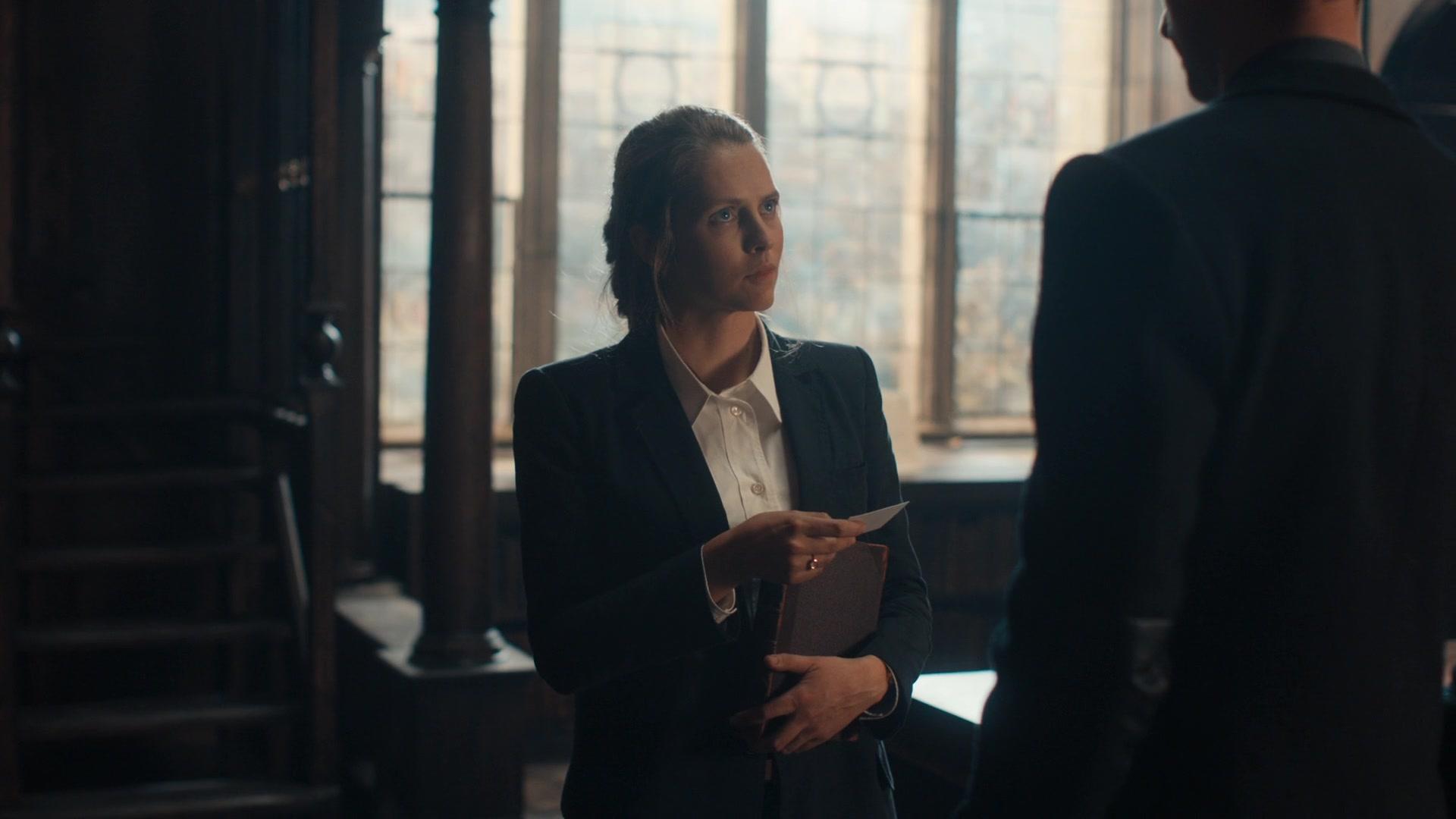 A_Discovery_of_Witches_S01E01_1080p_ATP_3745.jpg