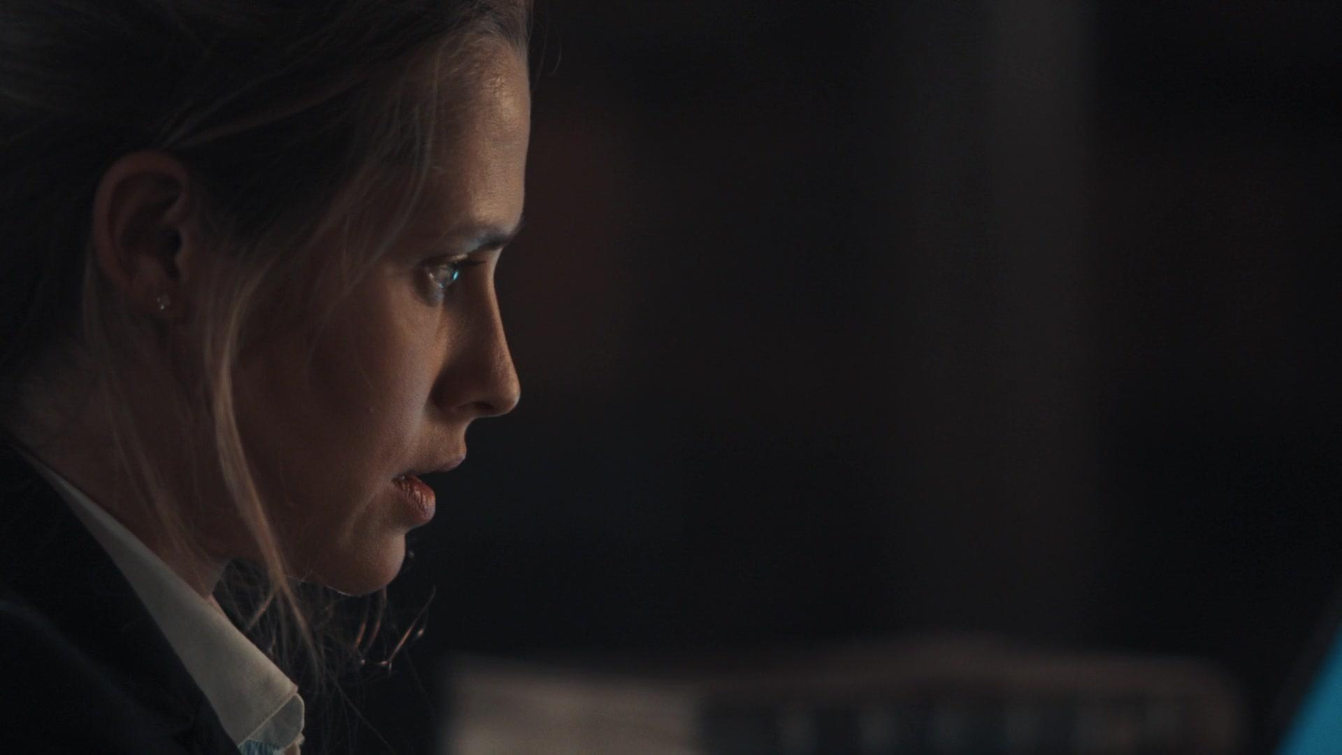A_Discovery_of_Witches_S01E01_1080p_ATP_3881.jpg