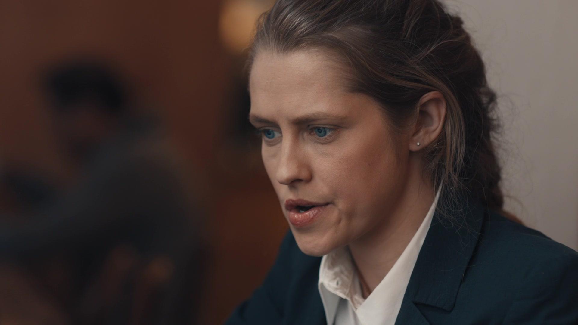 A_Discovery_of_Witches_S01E01_1080p_ATP_4062.jpg