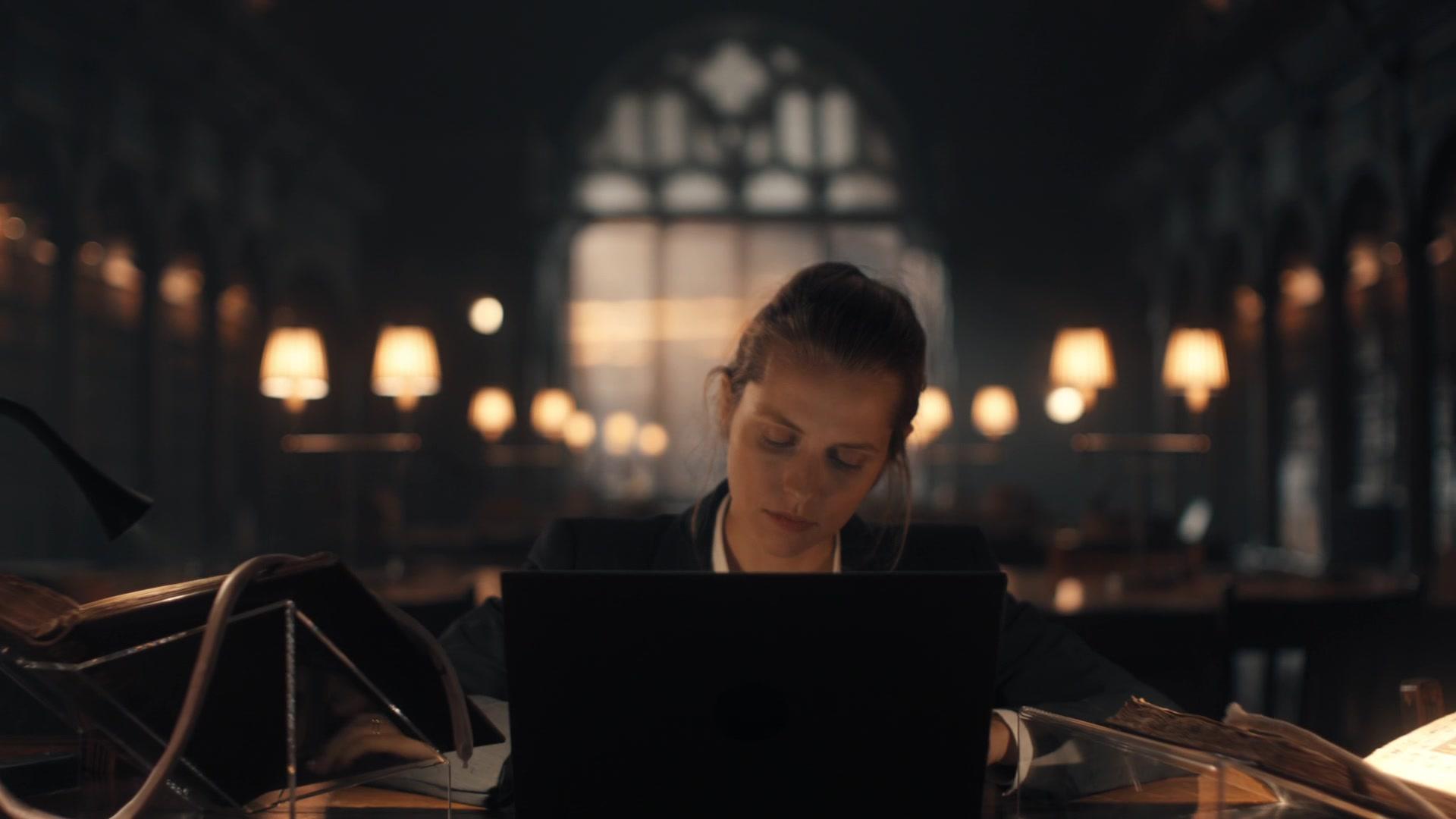 A_Discovery_of_Witches_S01E01_1080p_ATP_4419.jpg