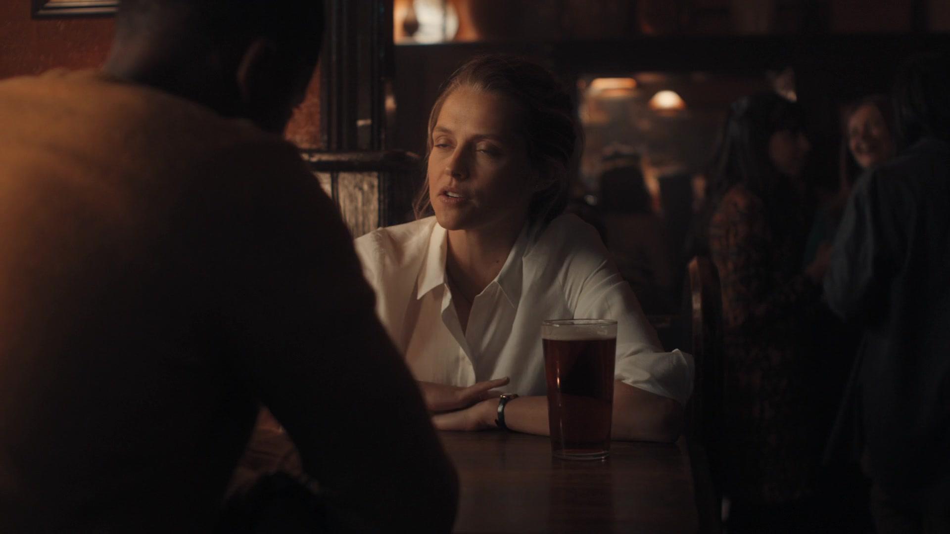 A_Discovery_of_Witches_S01E01_1080p_ATP_4609.jpg A_Discovery_of_Witches_S01E01_1080p_ATP_4609.jpg