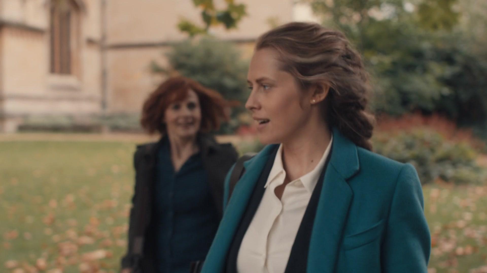 A_Discovery_of_Witches_S01E01_1080p_ATP_5423.jpg