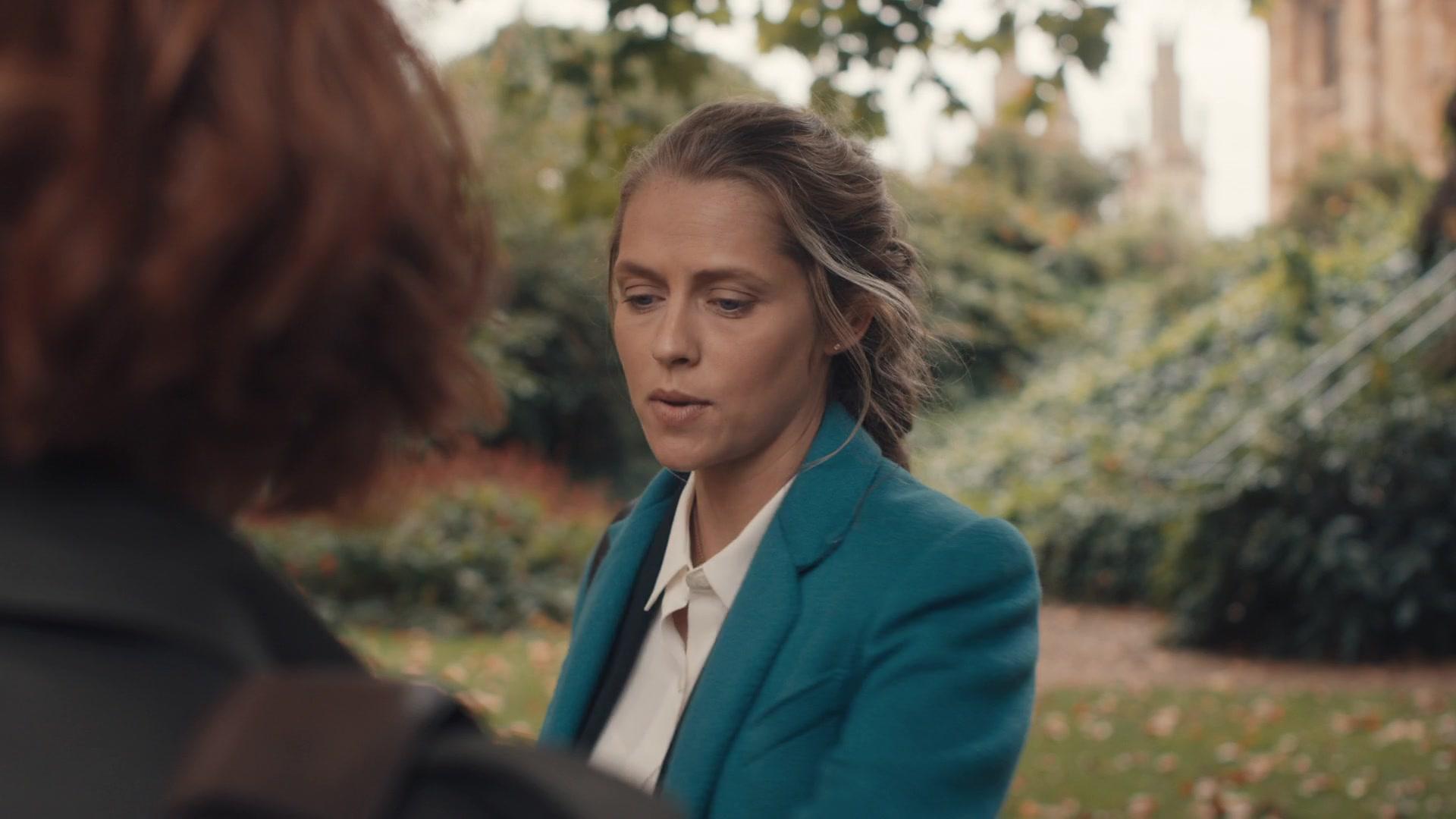 A_Discovery_of_Witches_S01E01_1080p_ATP_5491.jpg