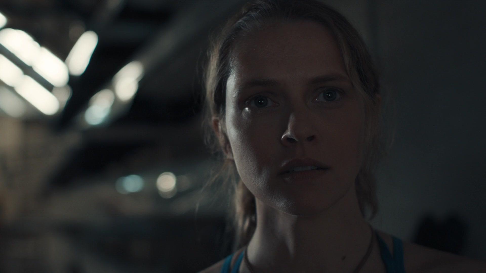 A_Discovery_of_Witches_S01E01_1080p_ATP_6111.jpg