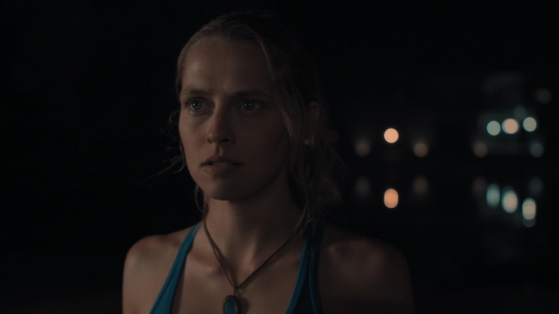 A_Discovery_of_Witches_S01E01_1080p_ATP_6249.jpg A_Discovery_of_Witches_S01E01_1080p_ATP_6249.jpg