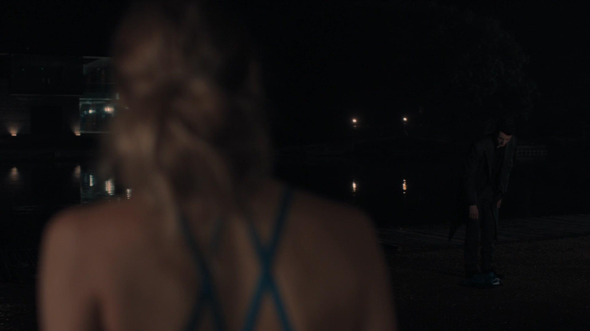 A_Discovery_of_Witches_S01E01_1080p_ATP_6320.jpg