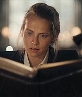 A_Discovery_of_Witches_S01E01_1080p_ATP_1401.jpg