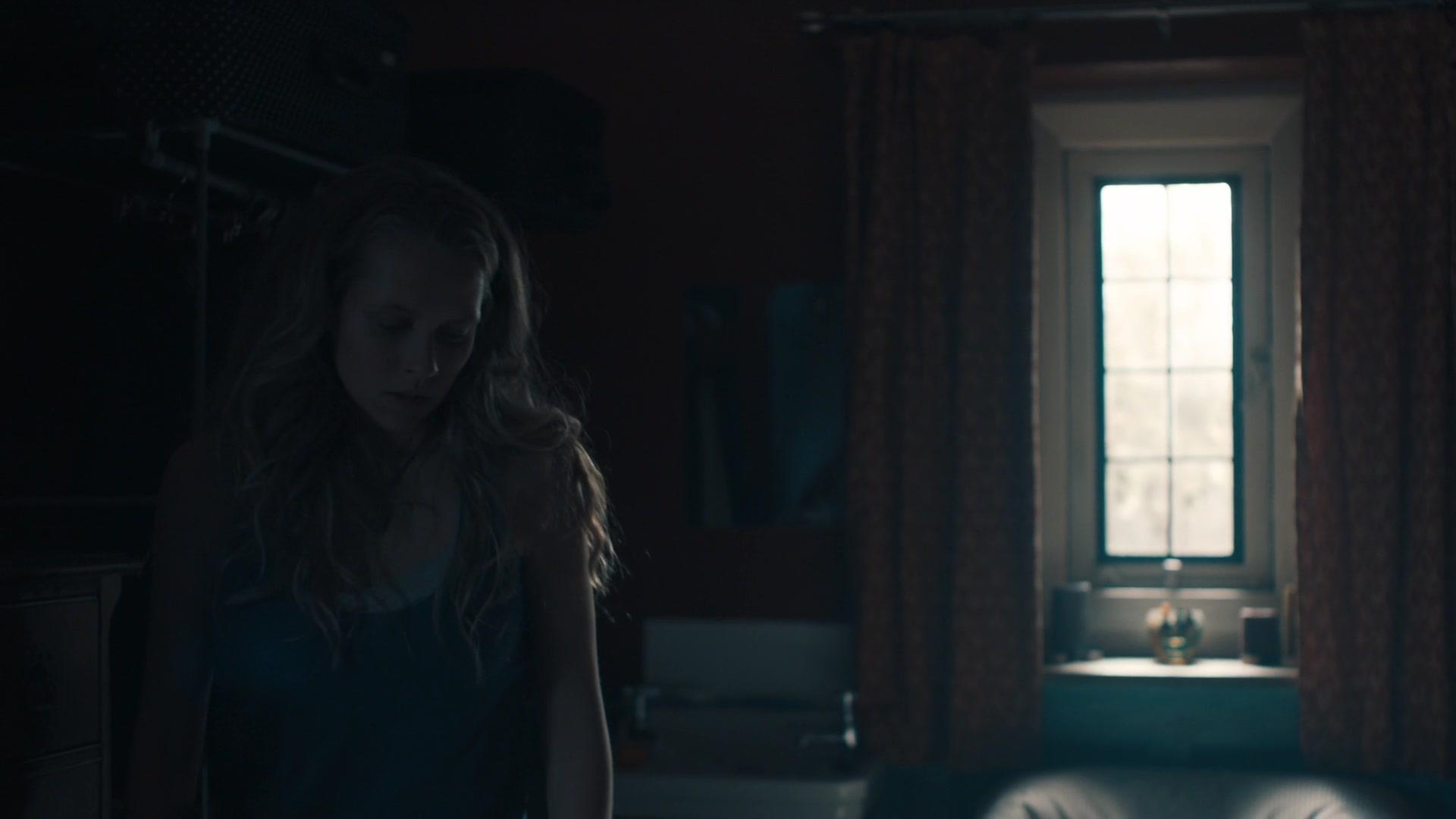 A_Discovery_of_Witches_S01E02_1080p_ATP_0807.jpg A_Discovery_of_Witches_S01E02_1080p_ATP_0807.jpg