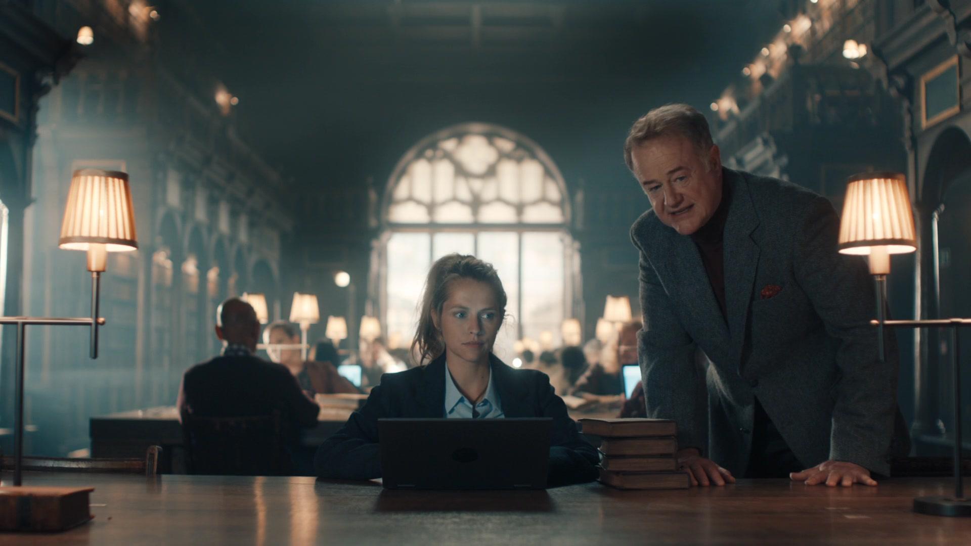 A_Discovery_of_Witches_S01E02_1080p_ATP_1554.jpg A_Discovery_of_Witches_S01E02_1080p_ATP_1554.jpg