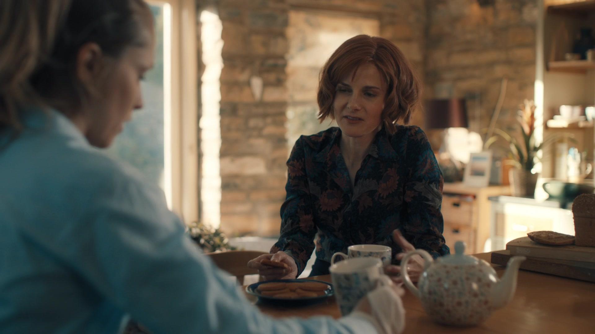 A_Discovery_of_Witches_S01E02_1080p_ATP_2361.jpg A_Discovery_of_Witches_S01E02_1080p_ATP_2361.jpg