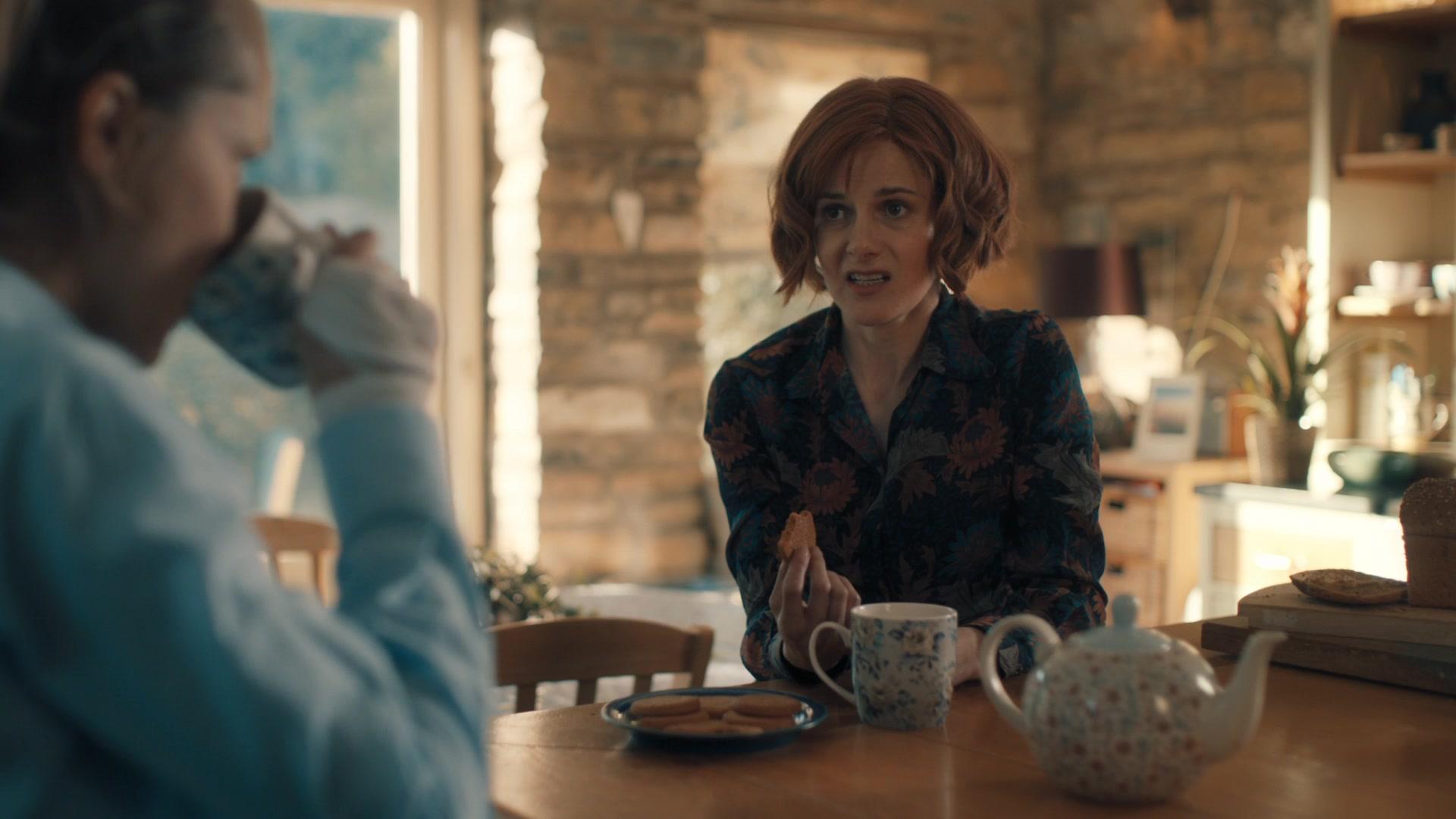 A_Discovery_of_Witches_S01E02_1080p_ATP_2445.jpg A_Discovery_of_Witches_S01E02_1080p_ATP_2445.jpg