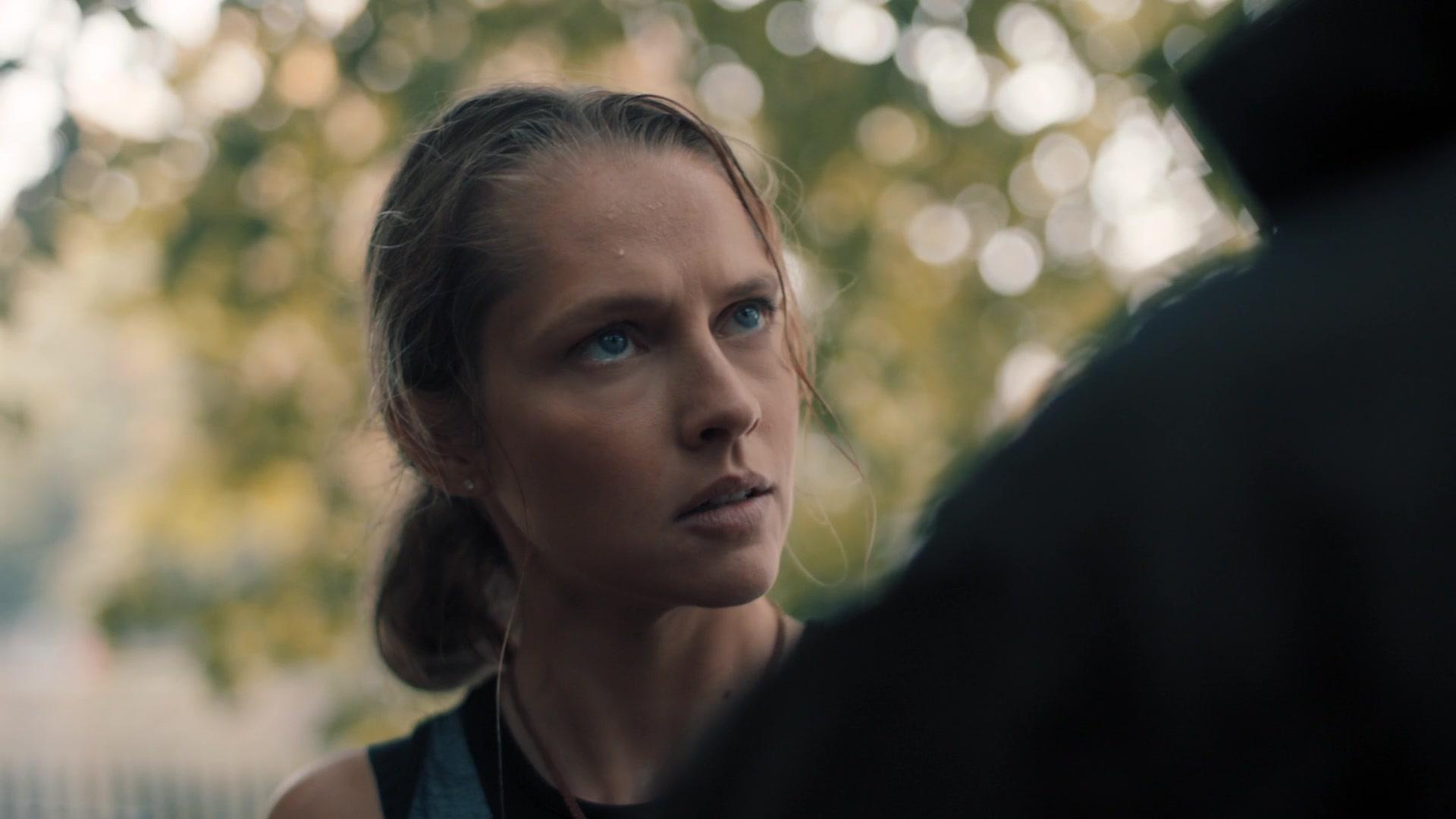 A_Discovery_of_Witches_S01E02_1080p_ATP_2930.jpg A_Discovery_of_Witches_S01E02_1080p_ATP_2930.jpg