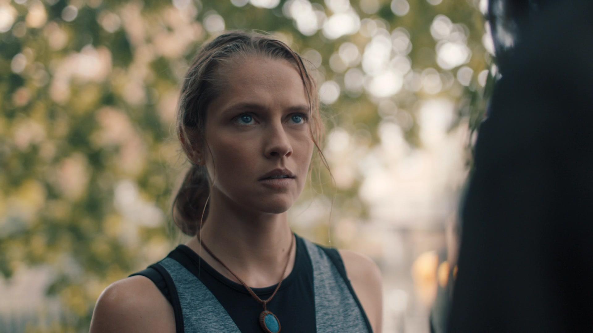 A_Discovery_of_Witches_S01E02_1080p_ATP_3001.jpg A_Discovery_of_Witches_S01E02_1080p_ATP_3001.jpg