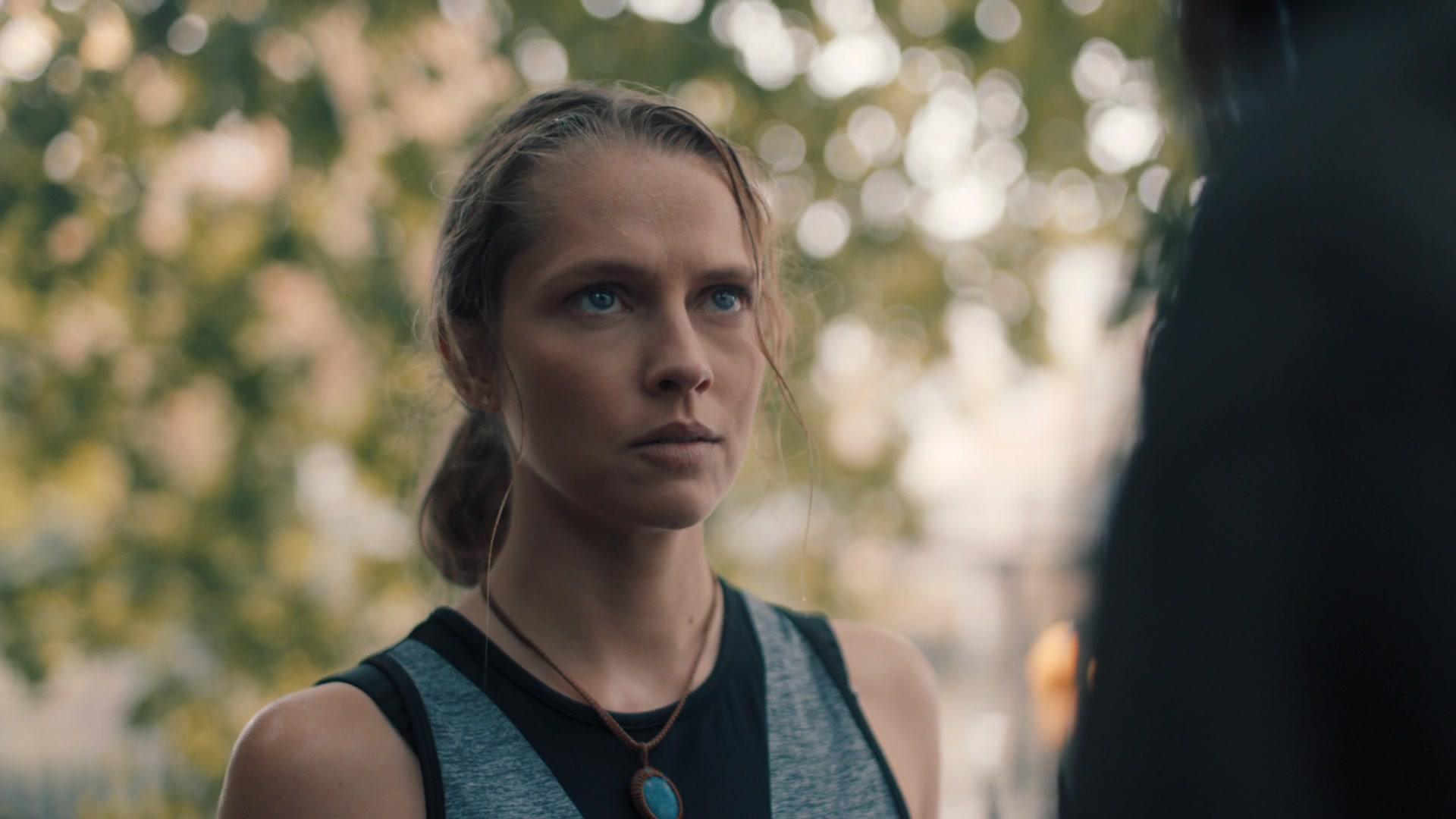 A_Discovery_of_Witches_S01E02_1080p_ATP_3002.jpg A_Discovery_of_Witches_S01E02_1080p_ATP_3002.jpg