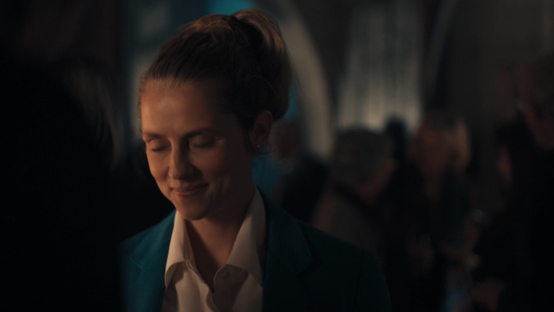 A_Discovery_of_Witches_S01E02_1080p_ATP_3849.jpg A_Discovery_of_Witches_S01E02_1080p_ATP_3849.jpg