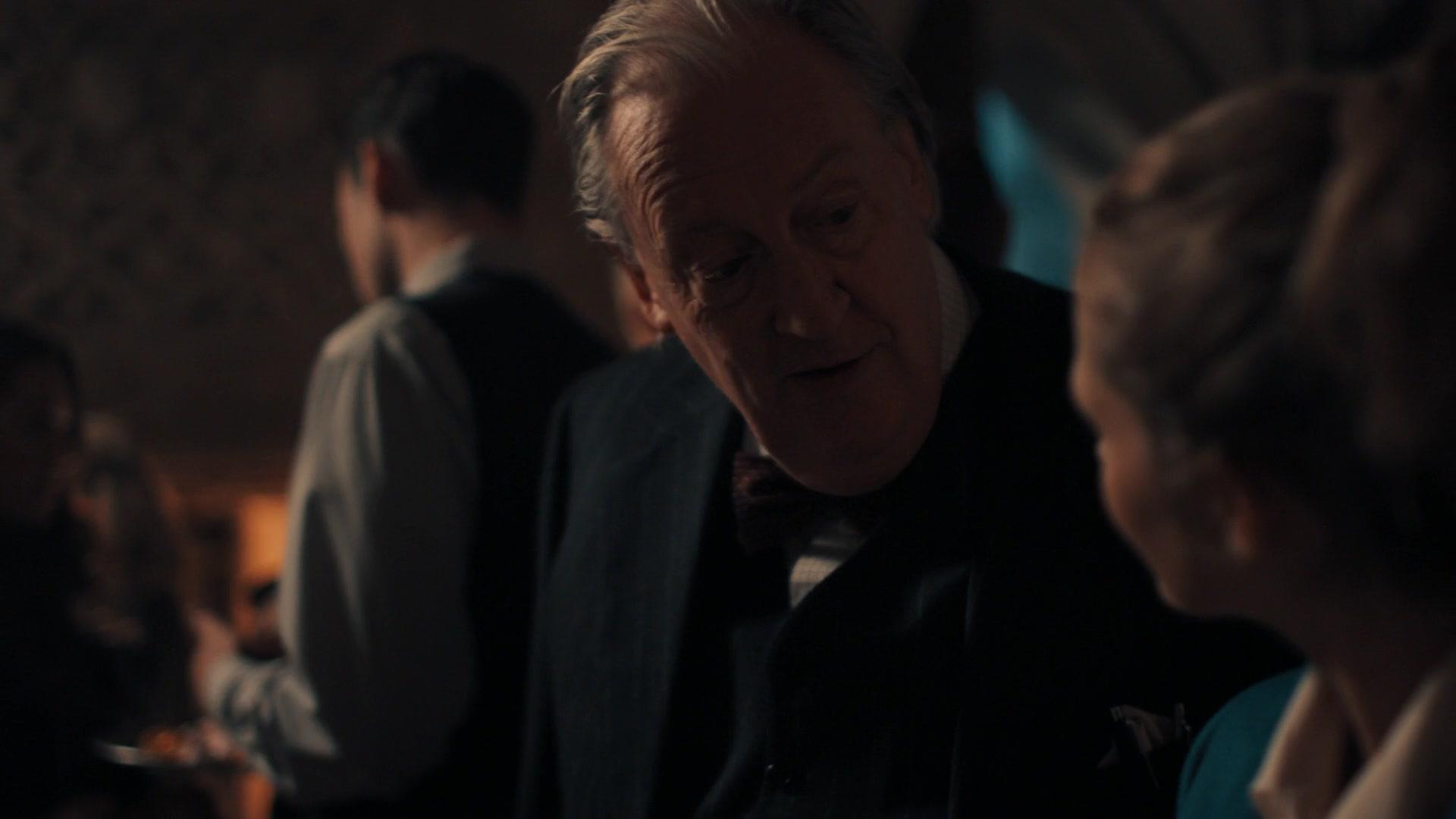 A_Discovery_of_Witches_S01E02_1080p_ATP_3903.jpg A_Discovery_of_Witches_S01E02_1080p_ATP_3903.jpg