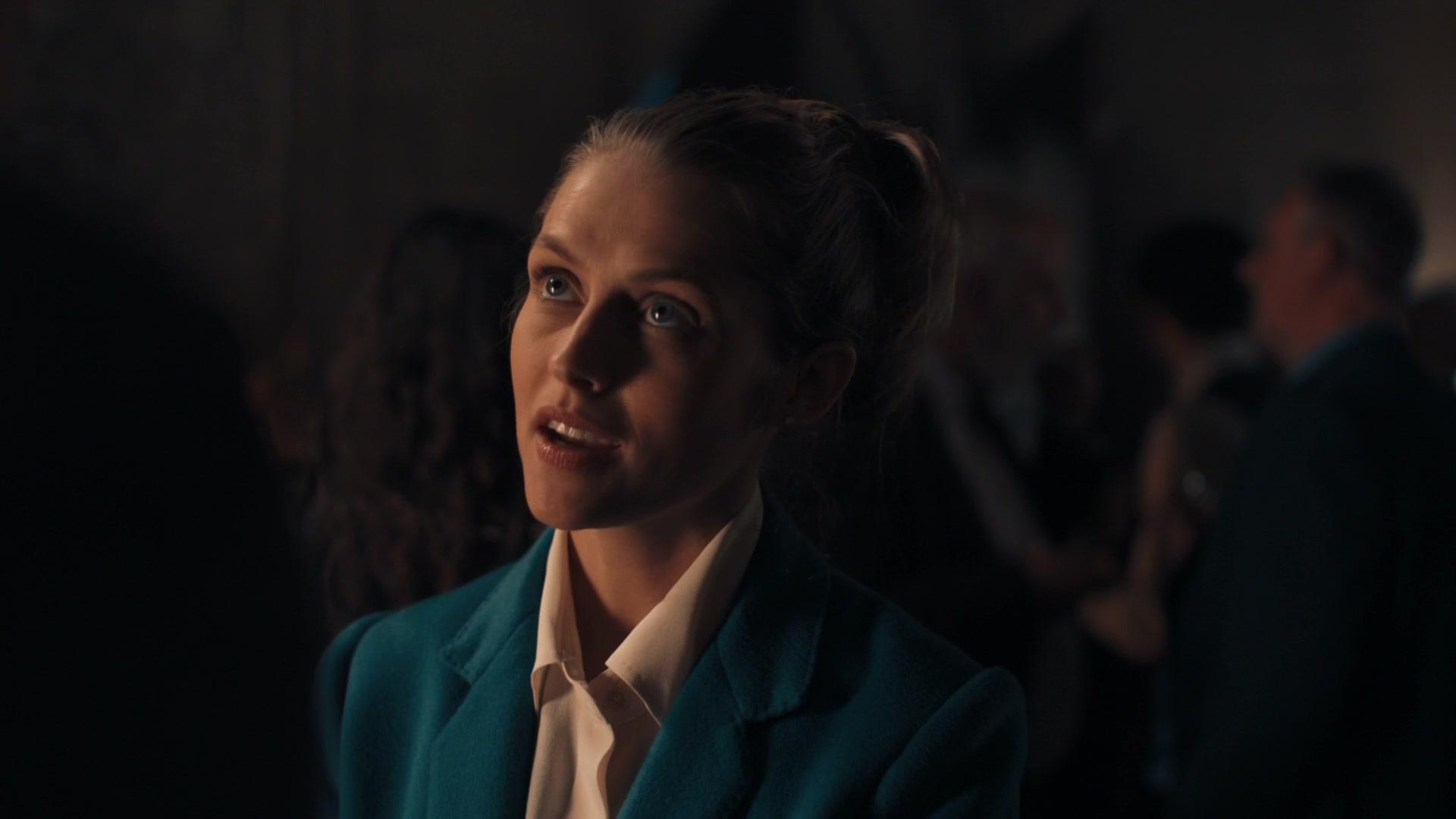 A_Discovery_of_Witches_S01E02_1080p_ATP_4034.jpg A_Discovery_of_Witches_S01E02_1080p_ATP_4034.jpg