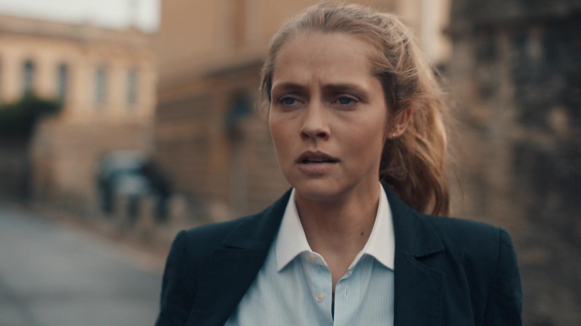 A_Discovery_of_Witches_S01E02_1080p_ATP_4488.jpg A_Discovery_of_Witches_S01E02_1080p_ATP_4488.jpg