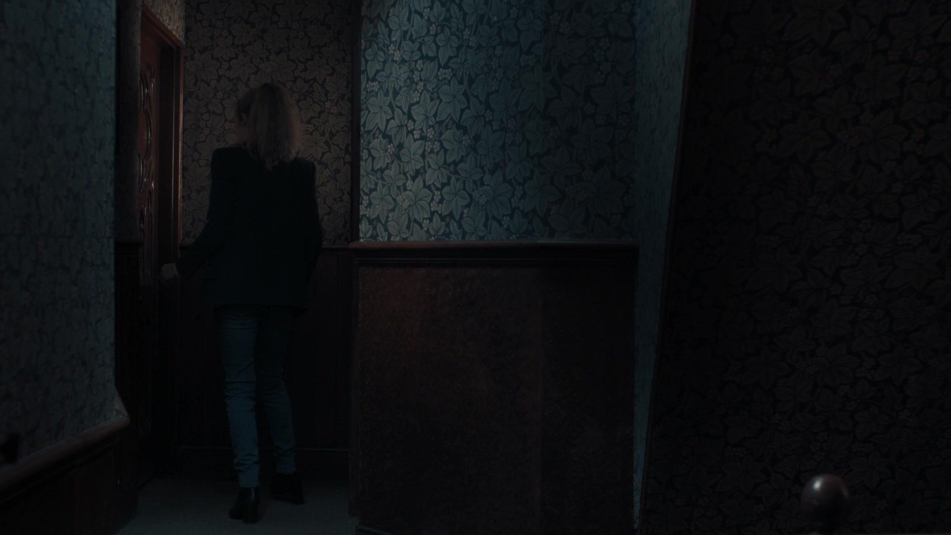 A_Discovery_of_Witches_S01E02_1080p_ATP_4673.jpg A_Discovery_of_Witches_S01E02_1080p_ATP_4673.jpg