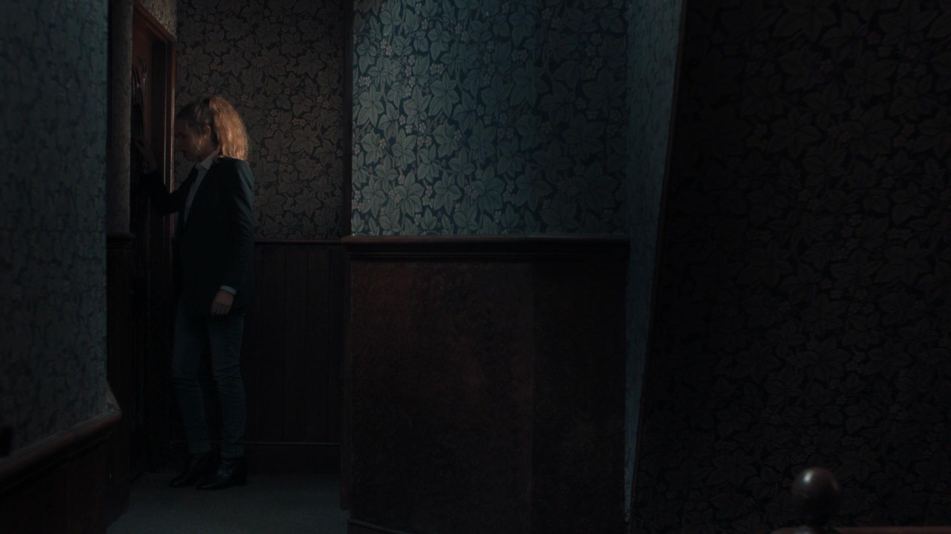 A_Discovery_of_Witches_S01E02_1080p_ATP_4686.jpg A_Discovery_of_Witches_S01E02_1080p_ATP_4686.jpg