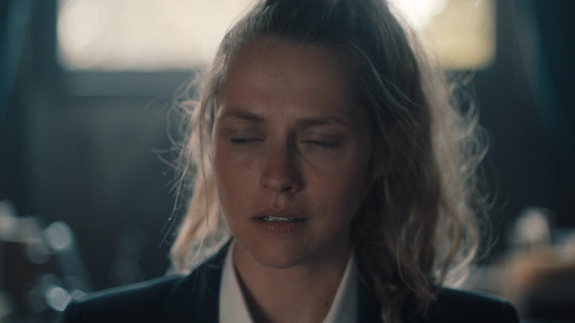 A_Discovery_of_Witches_S01E02_1080p_ATP_4861.jpg A_Discovery_of_Witches_S01E02_1080p_ATP_4861.jpg