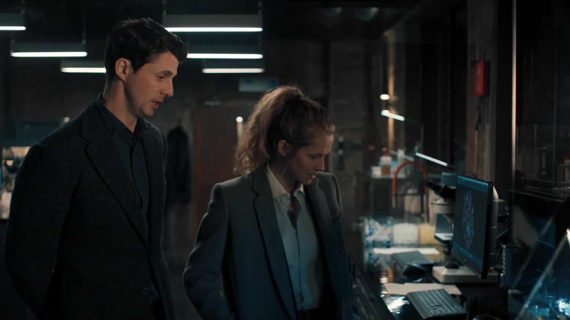 A_Discovery_of_Witches_S01E02_1080p_ATP_5391.jpg A_Discovery_of_Witches_S01E02_1080p_ATP_5391.jpg