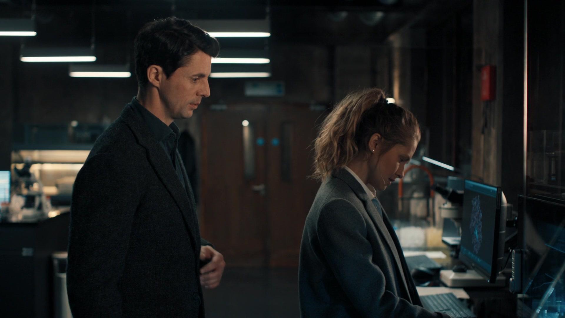 A_Discovery_of_Witches_S01E02_1080p_ATP_5398.jpg A_Discovery_of_Witches_S01E02_1080p_ATP_5398.jpg