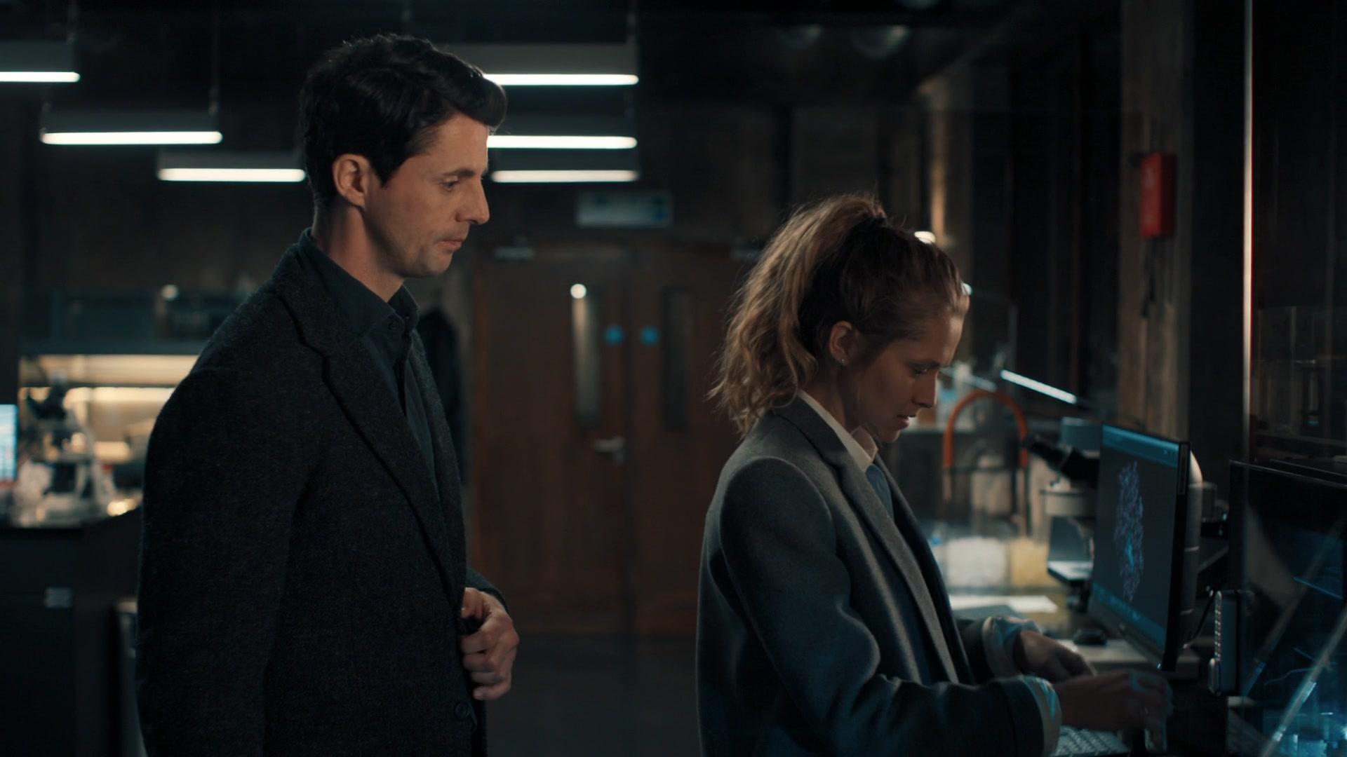 A_Discovery_of_Witches_S01E02_1080p_ATP_5400.jpg A_Discovery_of_Witches_S01E02_1080p_ATP_5400.jpg