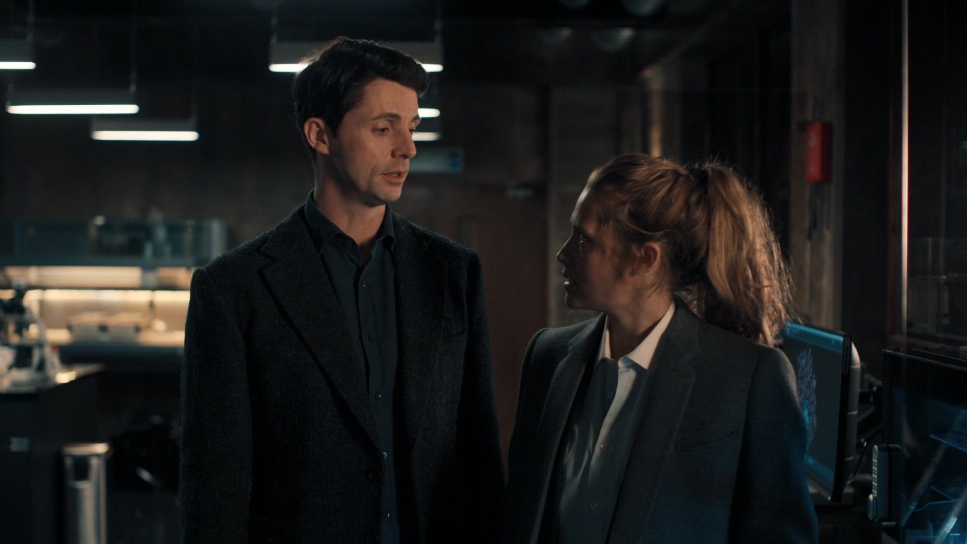 A_Discovery_of_Witches_S01E02_1080p_ATP_5493.jpg A_Discovery_of_Witches_S01E02_1080p_ATP_5493.jpg