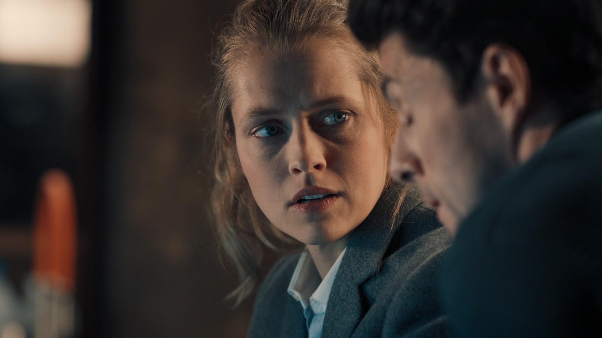A_Discovery_of_Witches_S01E02_1080p_ATP_5694.jpg