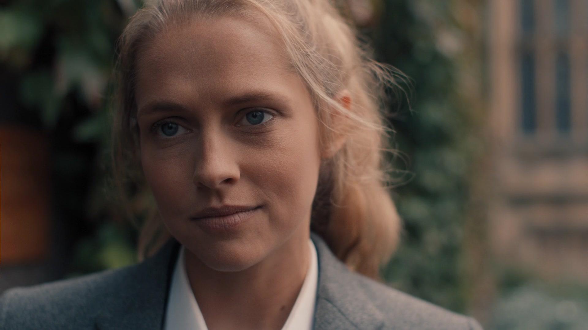 A_Discovery_of_Witches_S01E02_1080p_ATP_6155.jpg A_Discovery_of_Witches_S01E02_1080p_ATP_6155.jpg