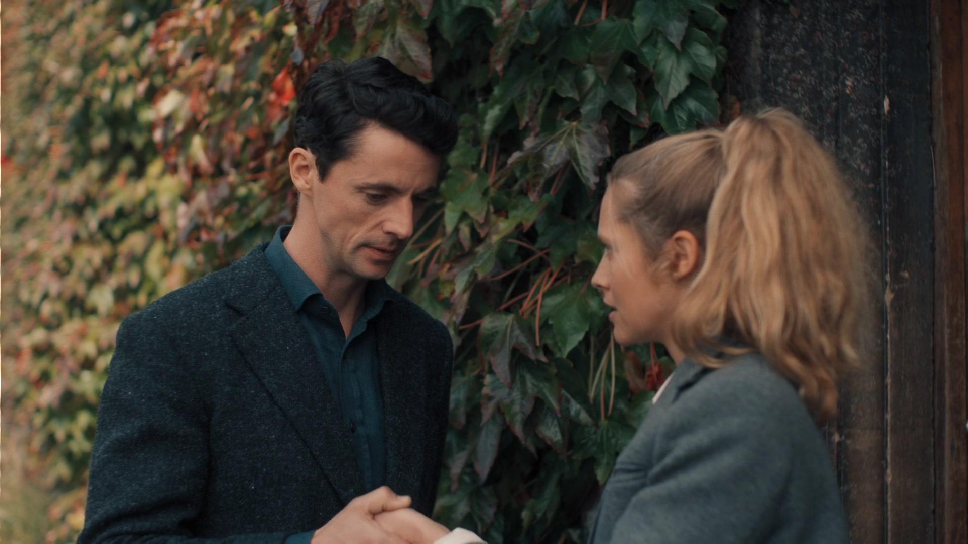 A_Discovery_of_Witches_S01E02_1080p_ATP_6219.jpg A_Discovery_of_Witches_S01E02_1080p_ATP_6219.jpg