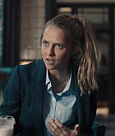 A_Discovery_of_Witches_S01E02_1080p_ATP_1965.jpg