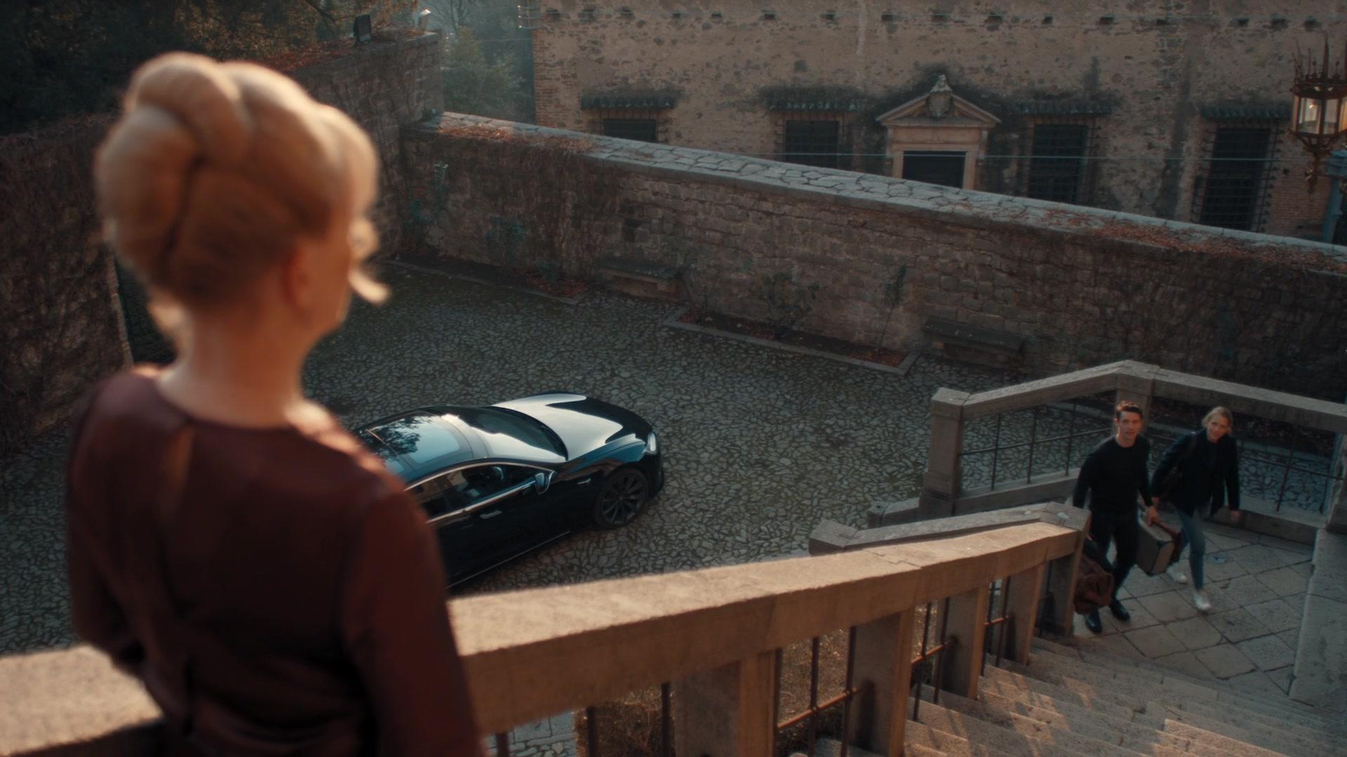 A_Discovery_of_Witches_S01E04_1080p_ATP_0258.jpg