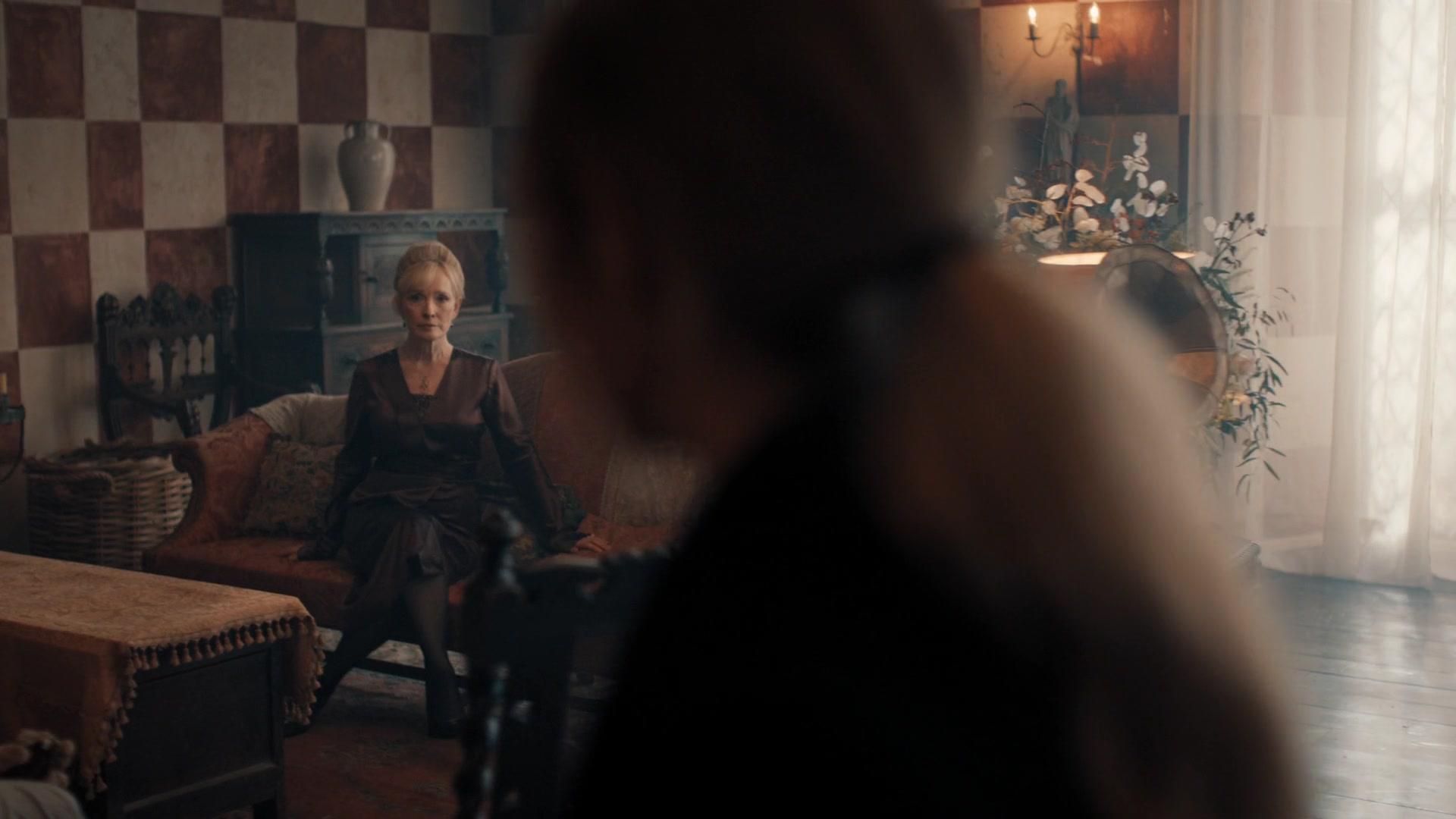 A_Discovery_of_Witches_S01E04_1080p_ATP_0446.jpg